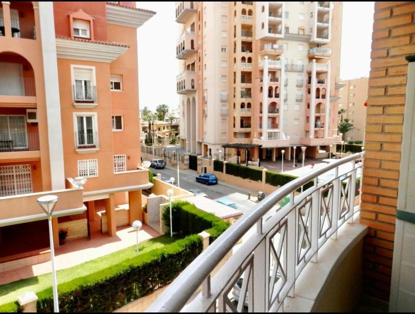 Beautiful Apartment Near Playa De Los Locos Torrevieja Eksteriør billede