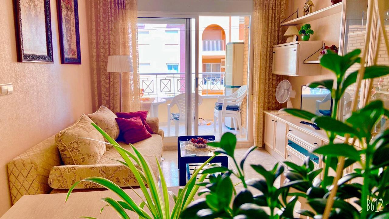 Beautiful Apartment Near Playa De Los Locos Torrevieja Eksteriør billede
