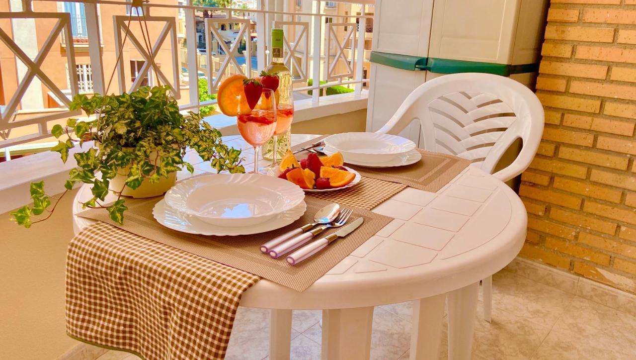 Beautiful Apartment Near Playa De Los Locos Torrevieja Eksteriør billede