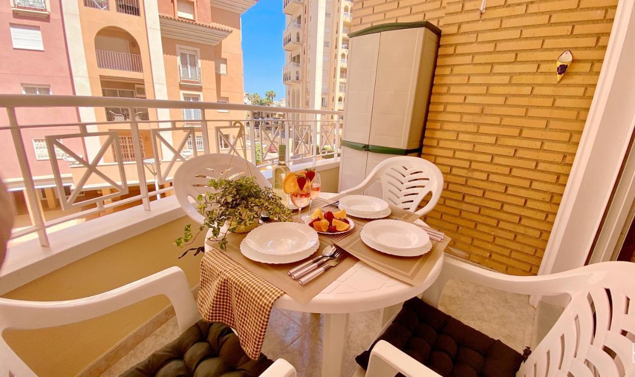 Beautiful Apartment Near Playa De Los Locos Torrevieja Eksteriør billede
