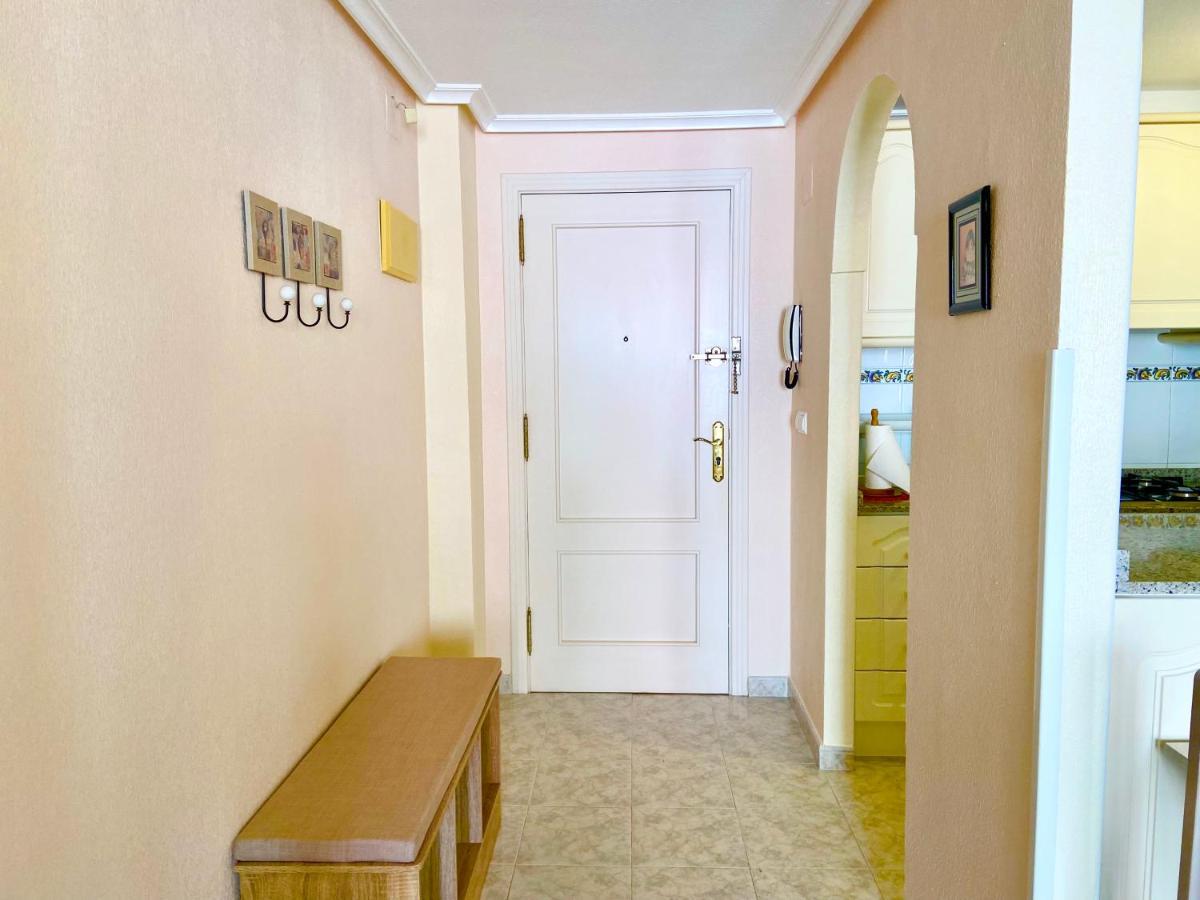 Beautiful Apartment Near Playa De Los Locos Torrevieja Eksteriør billede