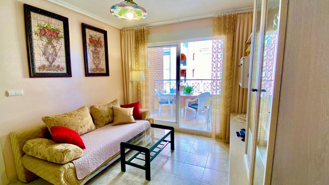 Beautiful Apartment Near Playa De Los Locos Torrevieja Eksteriør billede