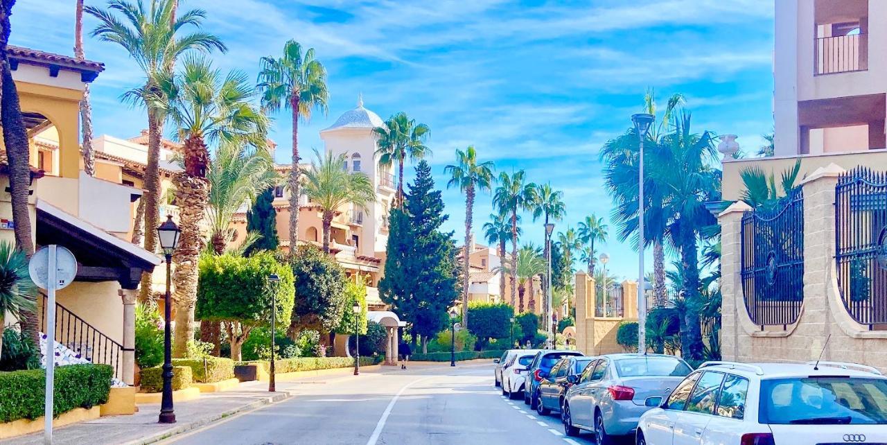 Beautiful Apartment Near Playa De Los Locos Torrevieja Eksteriør billede